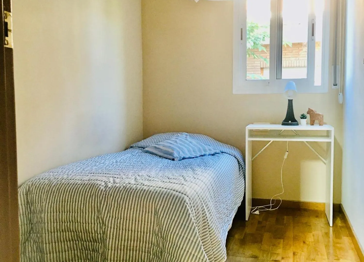 Appartamento Casa De Aurora Rubí Alloggio in famiglia