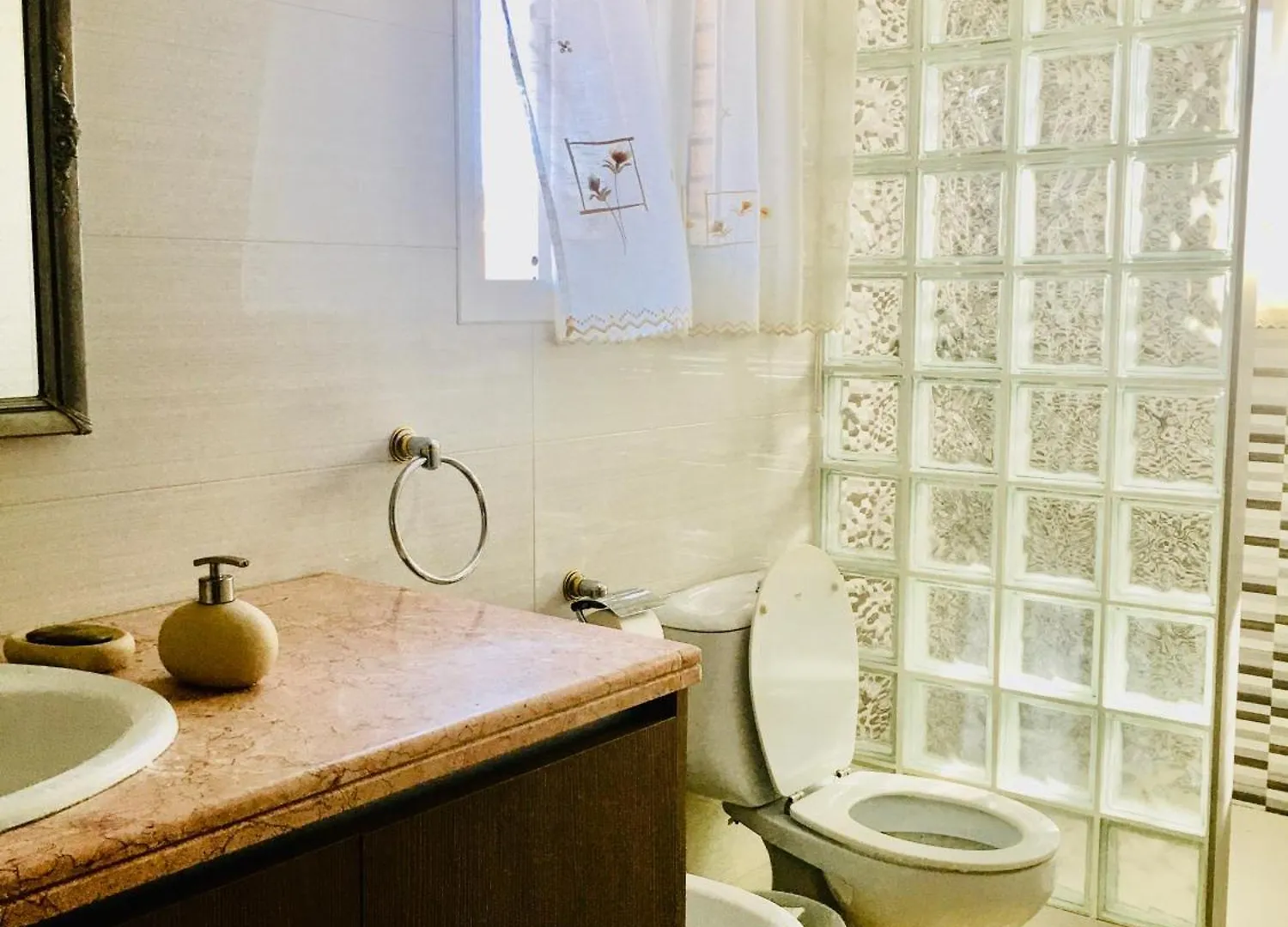 Séjour chez l'habitant Appartement Casa De Aurora à Rubí Espagne